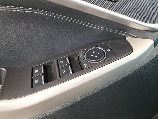 Used 2024 Ford Explorer XLT w/ Equipment Group 202A RWD image 23