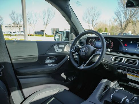 New 2026 Mercedes-Benz GLE 450 4MATIC image 15