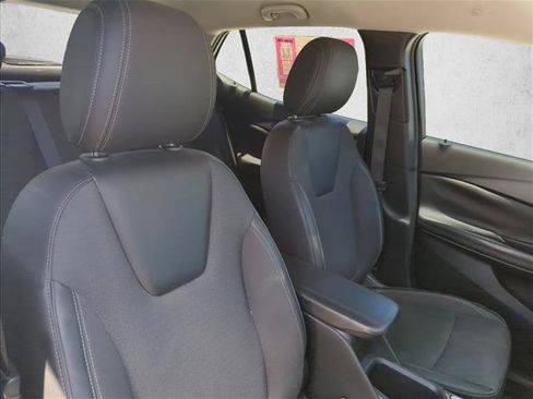 Used 2021 Buick Encore GX Preferred w/ Sport Touring Package FWD image 26