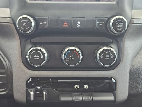 Used 2024 RAM 3500 Tradesman image 32