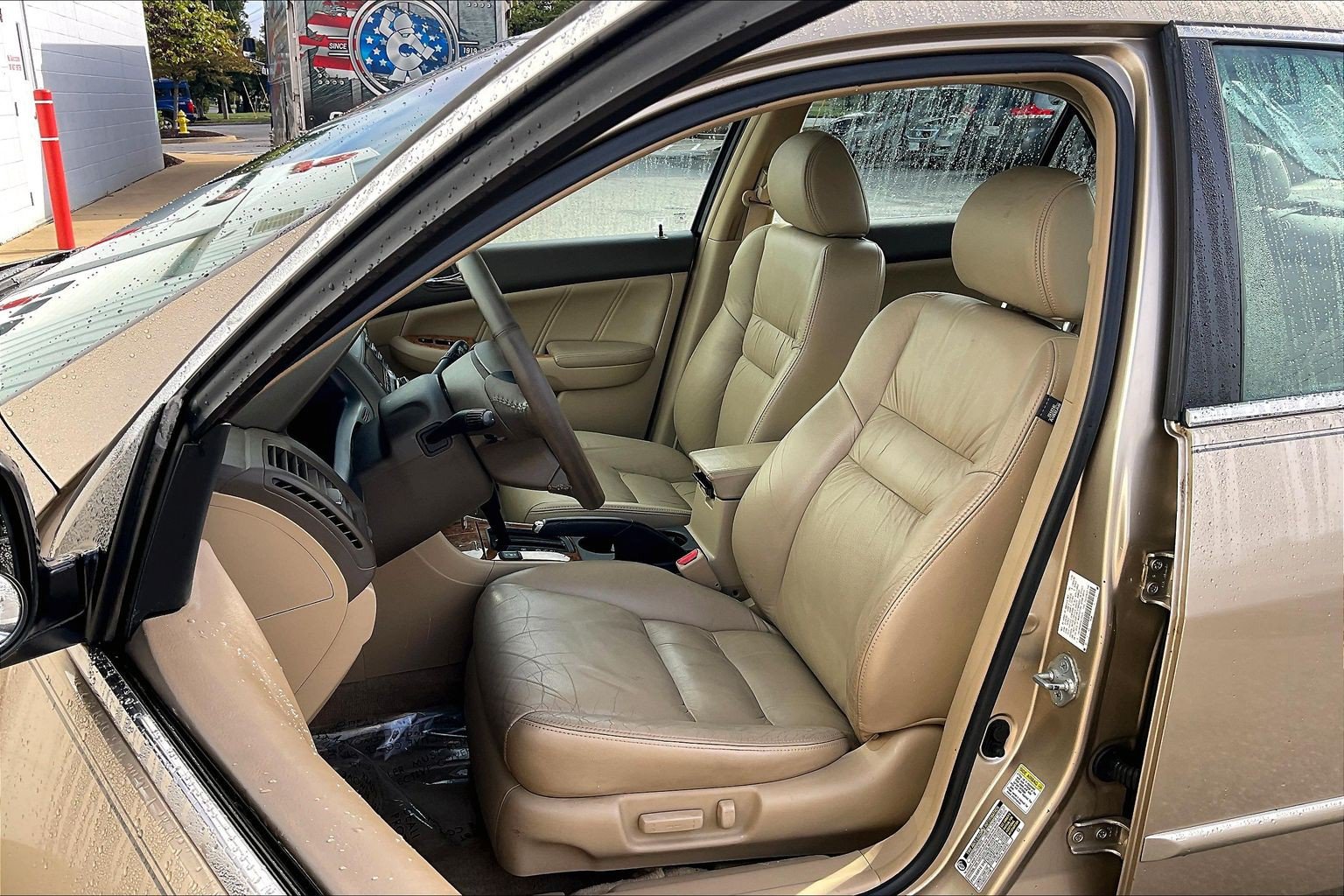 Used 2005 Honda Accord EX-L image 27