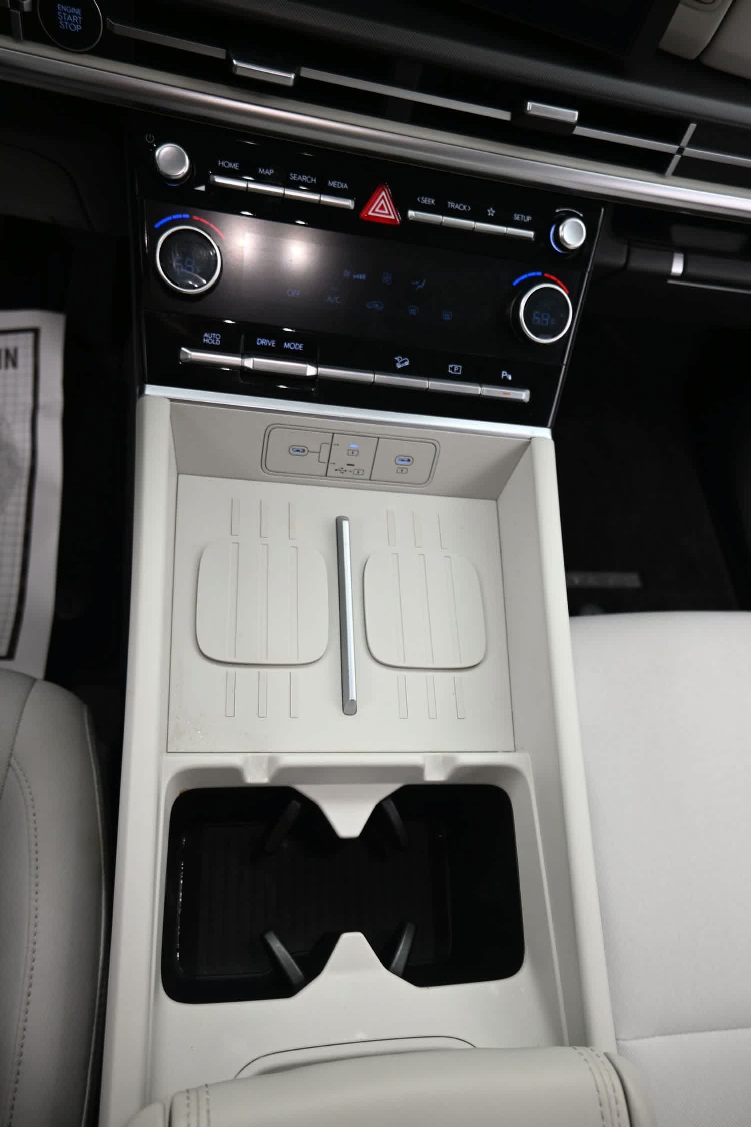 Certified 2026 Hyundai Santa Fe SE FWD image 24