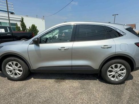 Used 2023 Ford Escape Active AWD/4WD image 5