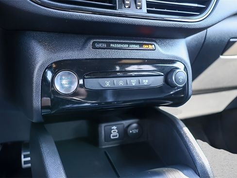 Used 2024 Ford Escape ST-Line Select w/ Tech Pack #1 image 16