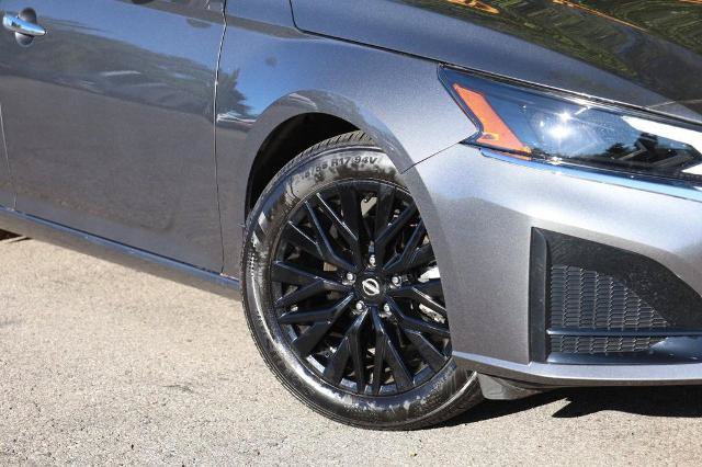 Certified 2025 Nissan Altima 2.5 SV w/ SV Special Edition Package FWD image 3
