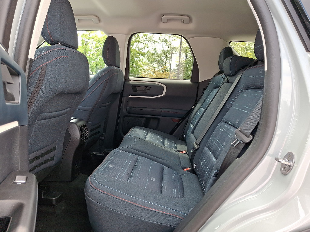 Used 2024 Ford Bronco Sport Heritage w/ Heritage Convenience Package AWD/4WD image 13