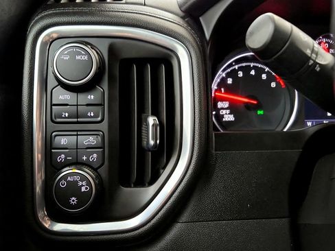 Used 2021 Chevrolet Silverado 1500 RST AWD/4WD image 32