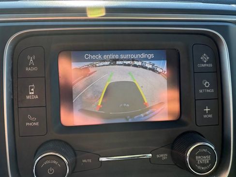 Used 2021 RAM 1500 Classic SLT image 20