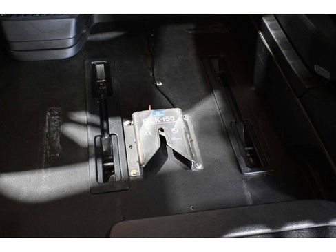Used 2020 Toyota Sienna Limited Premium FWD image 22