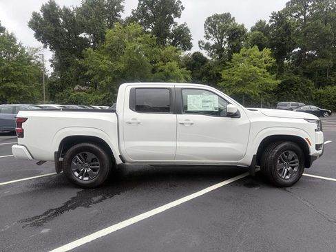 New 2026 Nissan Frontier SV w/ Tow Package RWD image 2