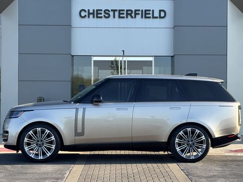 Certified 2024 Land Rover Range Rover SE AWD/4WD image 6