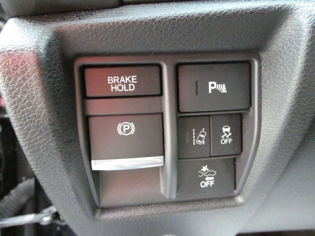 Used 2020 Acura MDX w/ Technology Package AWD/4WD image 28