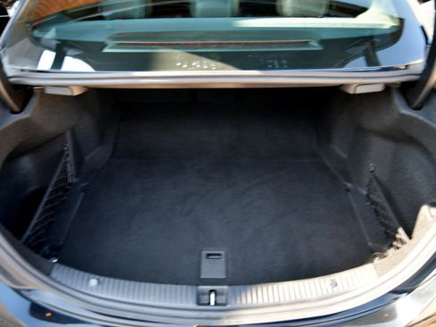 Used 2019 Mercedes-Benz C 300 4MATIC Sedan image 34