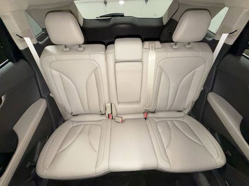 Certified 2023 Lincoln Nautilus AWD w/ Premium Package image 26