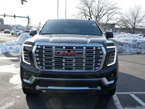 New 2026 GMC Yukon Denali w/ Denali Reserve Package AWD/4WD image 5