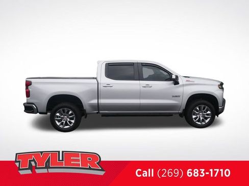 Used 2019 Chevrolet Silverado 1500 LT w/ Texas Edition AWD/4WD image 9