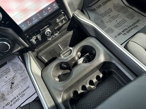 Used 2025 RAM 1500 Big Horn image 29