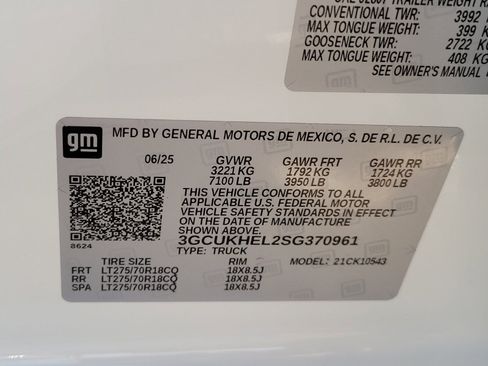 Used 2025 Chevrolet Silverado 1500 ZR2 image 34