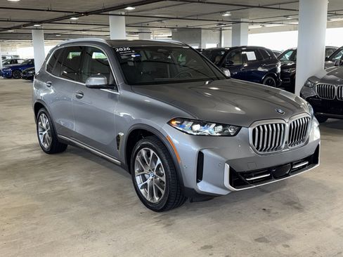 Certified 2026 BMW X5 sDrive40i RWD image 2