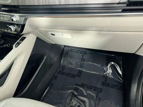 Used 2024 Kia Telluride SX Prestige image 30