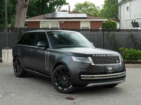 Used 2023 Land Rover Range Rover SE AWD/4WD image 24