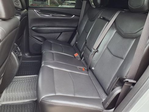 Used 2020 Cadillac XT5 Premium Luxury FWD image 25