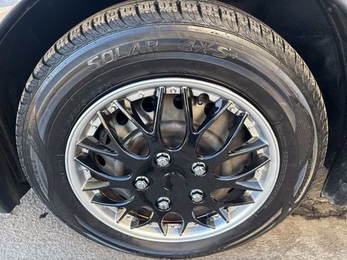 Used 2016 Subaru Impreza 2.0i image 18