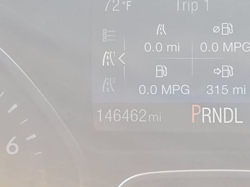 Used 2016 Ford Focus SE w/ SE Power Seat Package image 9