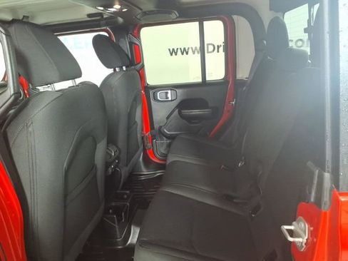 Used 2020 Jeep Gladiator Sport w/ Quick Order Package 24S image 9