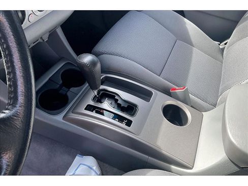 Used 2010 Toyota Tacoma PreRunner image 19