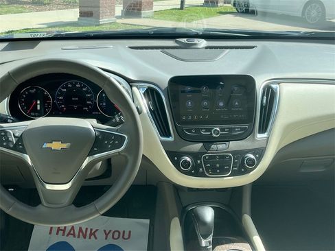 Certified 2024 Chevrolet Malibu LT image 32