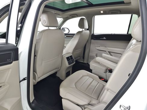 Used 2018 Volkswagen Atlas SEL Premium AWD/4WD image 33