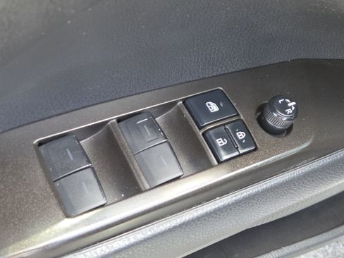 Used 2021 Toyota Camry SE FWD image 24