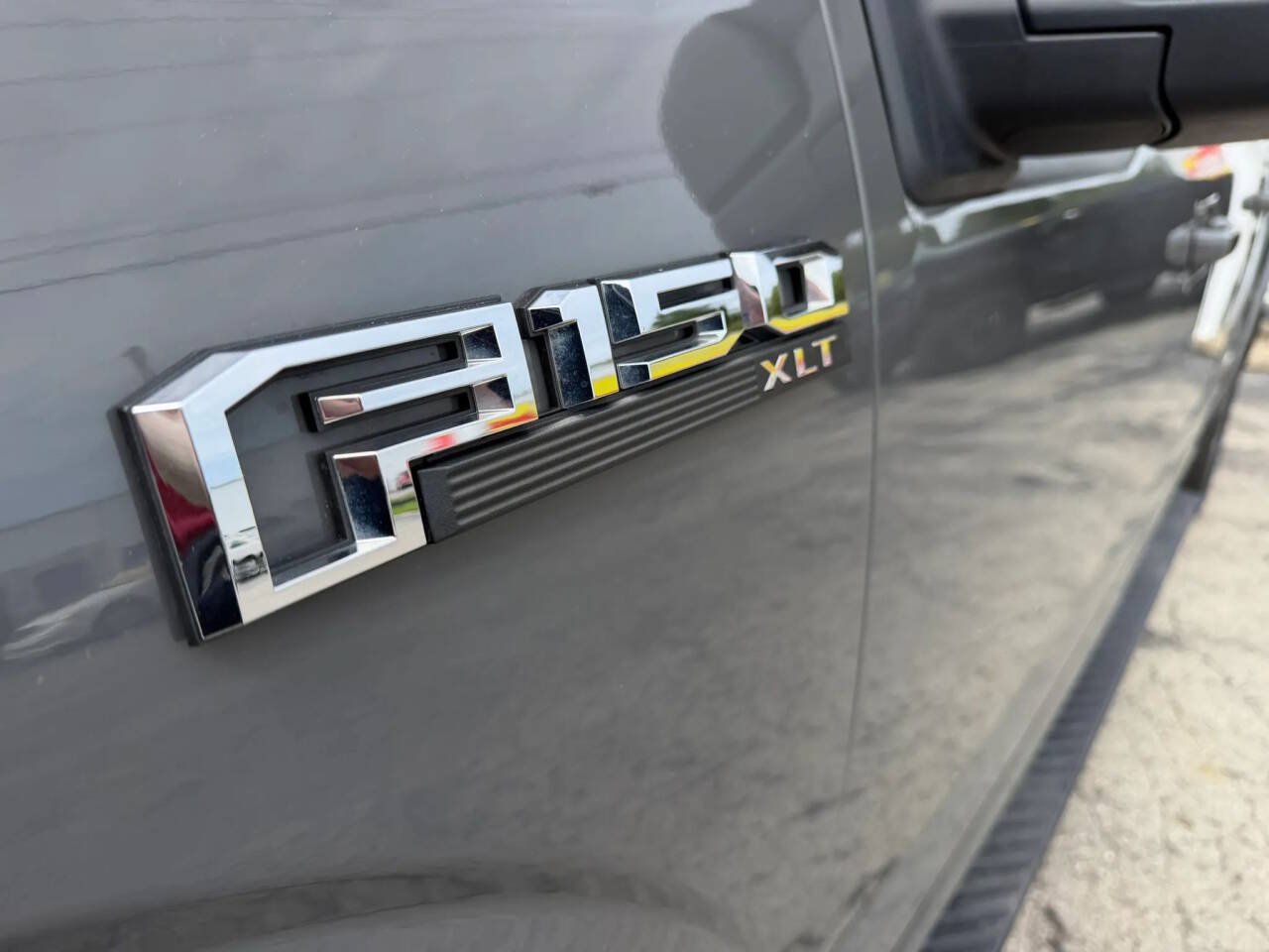 Used 2020 Ford F150 XLT w/ Equipment Group 302A Luxury AWD/4WD image 24