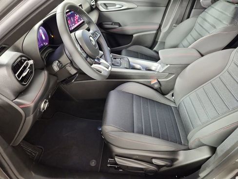 New 2025 Dodge Hornet GT w/ GT Blacktop Package image 7