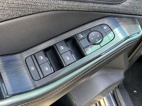 Used 2021 Nissan Rogue S FWD image 30