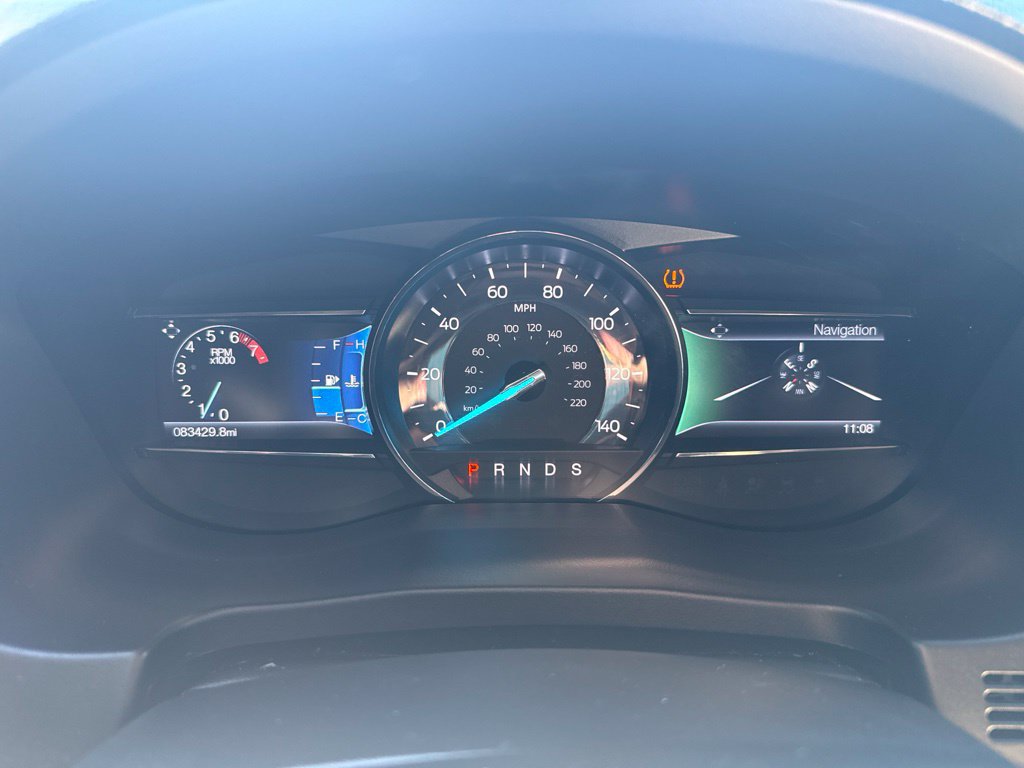 Used 2017 Ford Explorer Limited w/ Equipment Group 301A FWD image 7