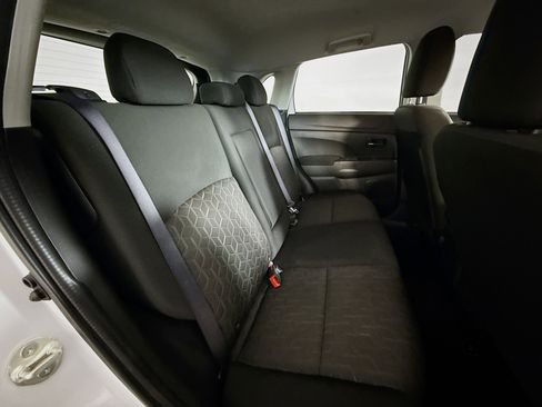 Used 2024 Mitsubishi Outlander Sport ES image 32