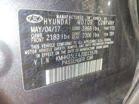 Used 2018 Hyundai Elantra GT image 33