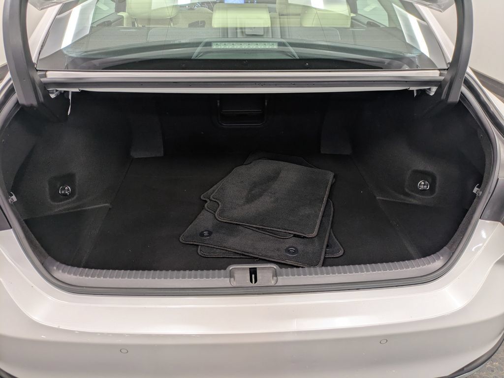 Used 2022 Lexus ES 300h w/ Premium Package FWD image 25