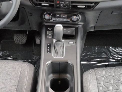 Used 2026 Nissan Kicks SV FWD image 18