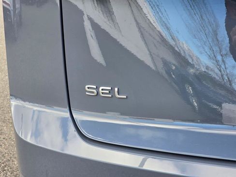 New 2026 Volkswagen Atlas Cross Sport SEL Premium R-Line AWD/4WD image 13