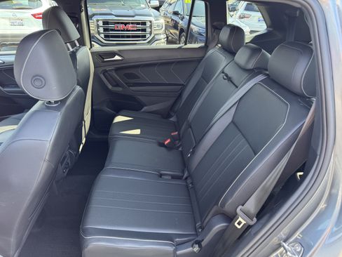 Certified 2024 Volkswagen Tiguan SE R-Line FWD image 33
