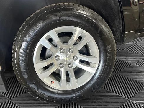 Used 2018 Chevrolet Silverado 1500 LT w/ All Star Edition AWD/4WD image 12