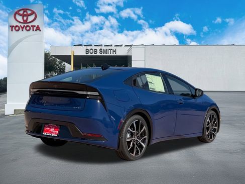 New 2026 Toyota Prius Plug-In Hybrid image 5