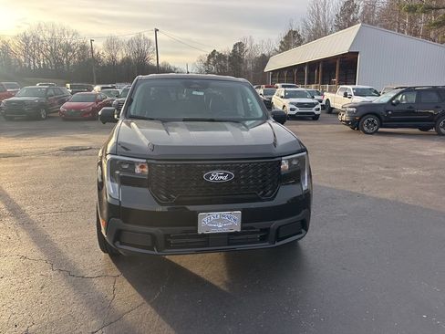 New 2026 Ford Maverick Lariat w/ Black Appearance Package AWD/4WD image 2