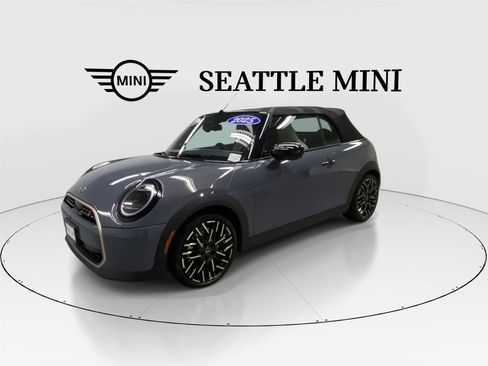 Certified 2025 MINI Cooper S image 5