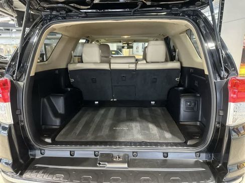 Used 2011 Toyota 4Runner Limited image 19