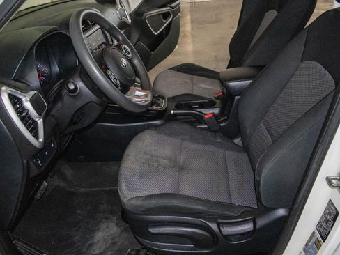 Used 2021 Kia Soul LX image 7