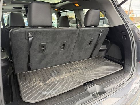 Used 2019 Honda Pilot Elite image 22